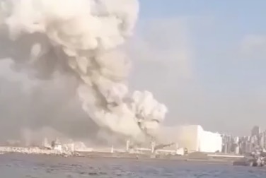L’explosion de Beyrouth vue depuis un jetski