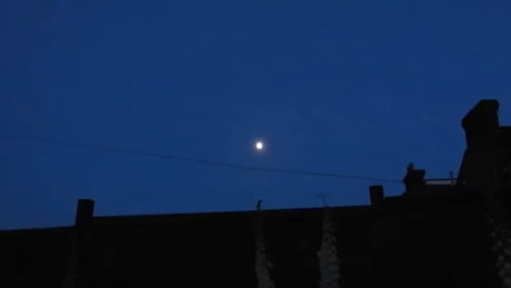 Zoom sur la lune avec un télescope P900