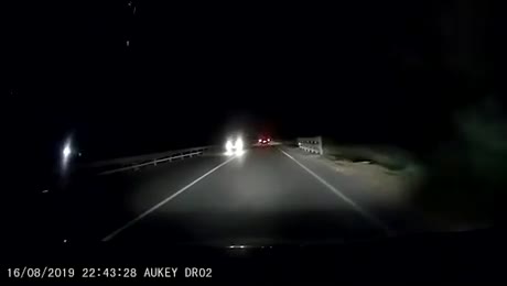 Une météorite dans le ciel de Sardinia (Italy)