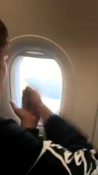 Jouer à Pierre-feuille-ciseaux depuis un avion
