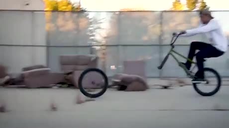 Un trick incroyable en vélo