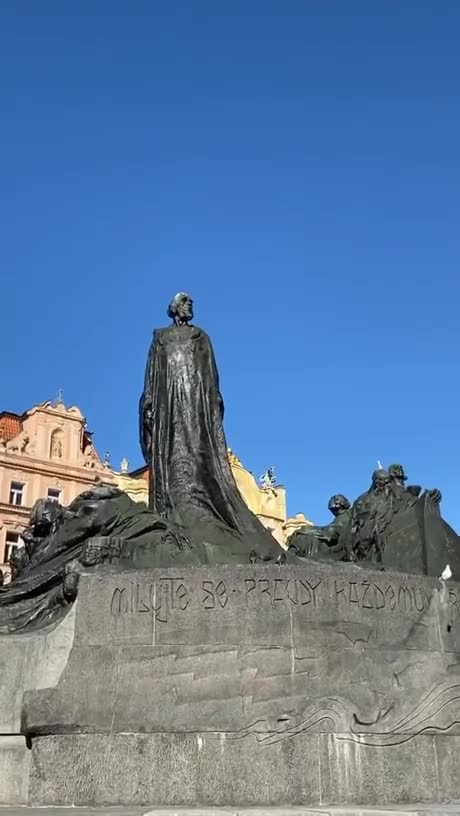 Les statues de Prague sont vraiment détaillées