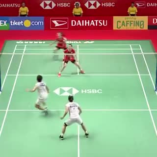 Badminton : énorme point en double mixte