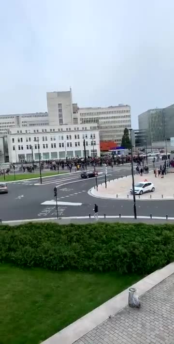 Une manifestation pas très intelligente devant le CHU de Nantes