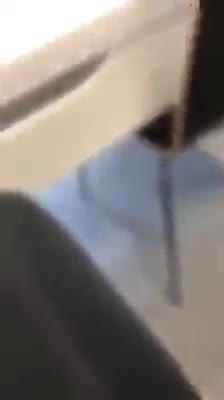 Une lycéenne refuse de porter le masque et se fait virer de la classe (France)
