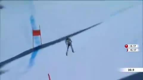 Le skieur Maxence Muzaton a évité la chute avec beaucoup de style (Cortina2021)