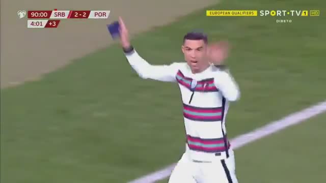 Cristiano Ronaldo se casse aux vestiaires suite à un but refusé