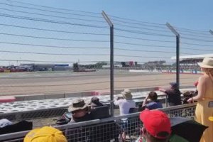 Formule 1 : Max Verstappen se crashe sur une tribune