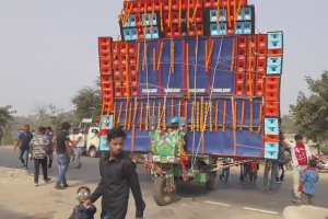 Un gros sound system mobile en Inde