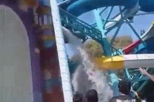 Fuite et chute d'un toboggan dans un parc aquatique (Indonésie)