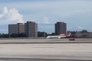 Un avion de ligne rate son atterrissage (Miami)