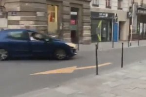 Une course poursuite musclée dans les rues de Paris