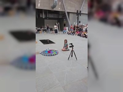 Un écroulement de dominos pas si impressionnant