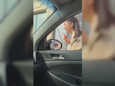 Ce couple n'a pas la même idée du romantisme