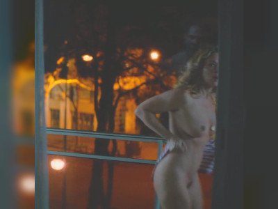 Virginie Efira nue dans Les Enfants des autres (2022)