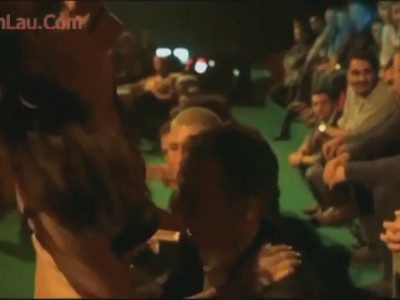 Elisabetta Cavallotti nue sous tous les angles dans Guardami (1999)