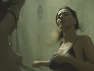 Eugenia 'China' Suárez et Camila Peralta nues dans En el barro (2026)