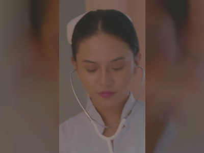 Arah Alonzo nue dans Online Selling (2025)