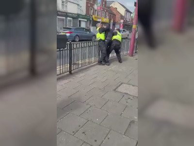 Arrestation : level police anglaise