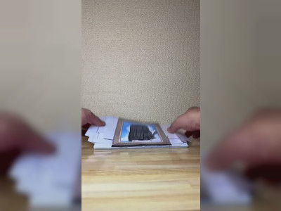 Une illustration animée fabriquée en papier