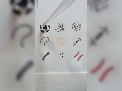 Des ballons de sport et une goutte d'eau