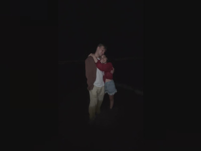 Une demande en mariage ratée à cause d'une vague
