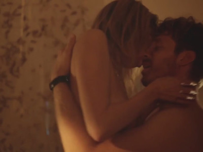 Julia Jelinek nue dans Der Blunzenkönig (2015)